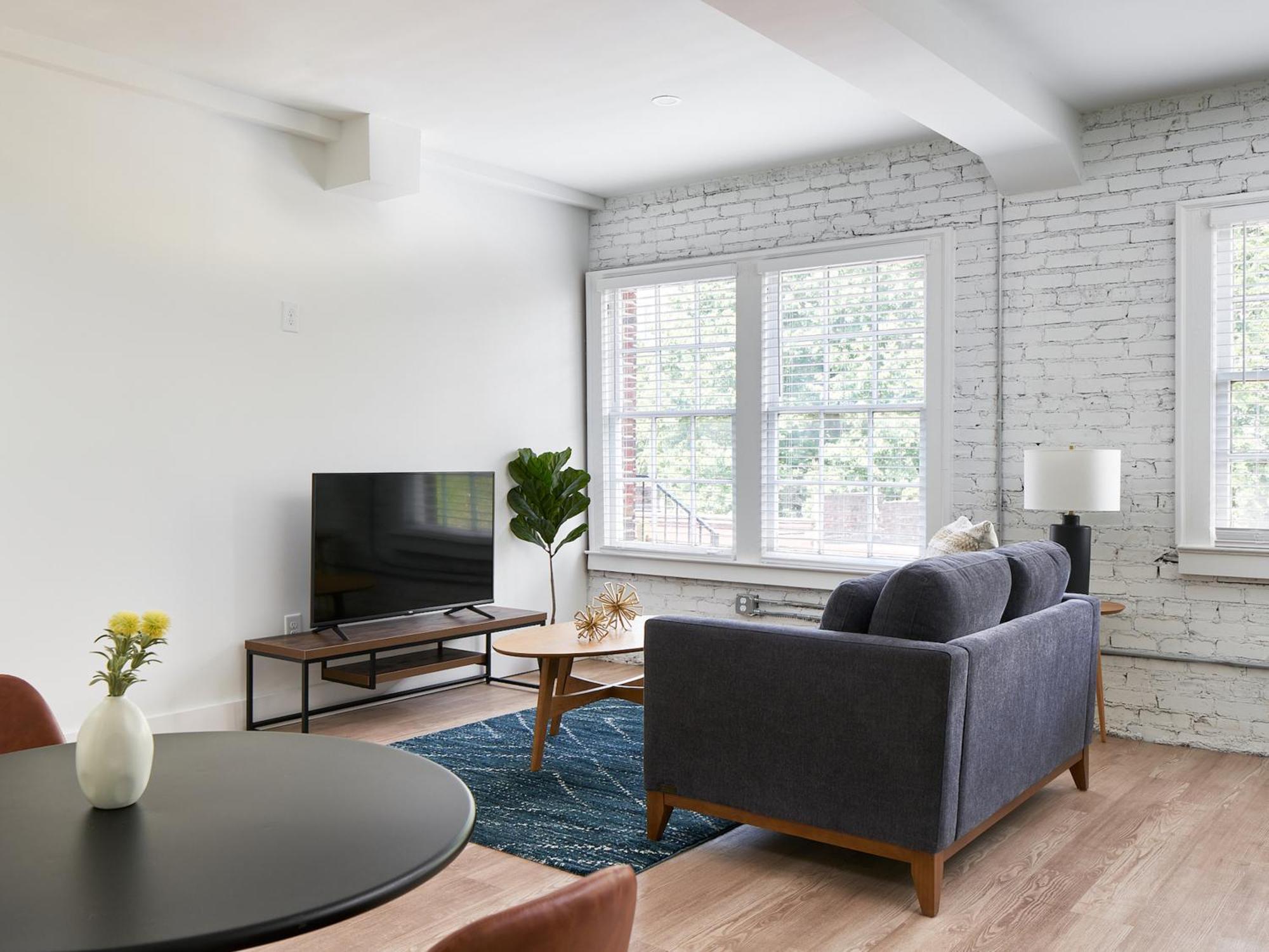 Kasa Revival Apartment